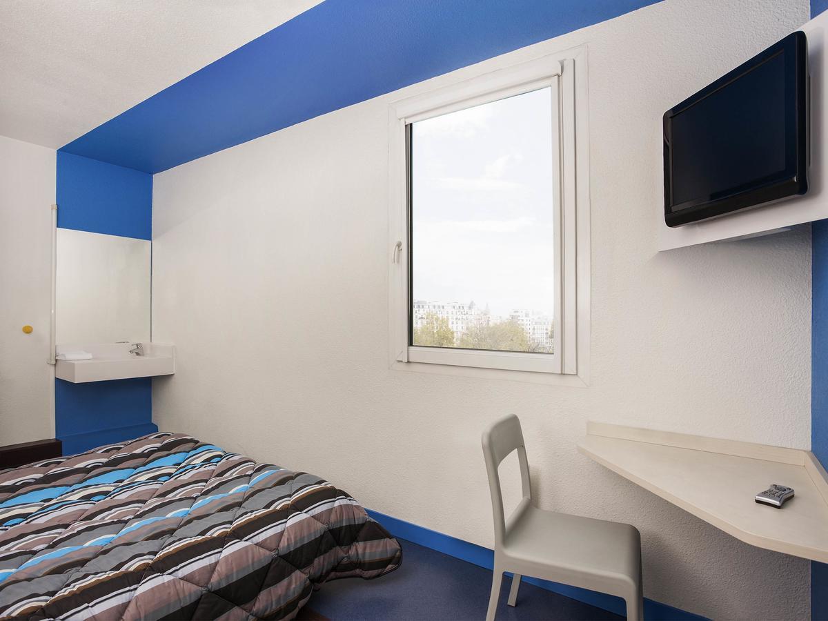Tip Hotel Cambrai Ex Hotel F1 ภายนอก รูปภาพ